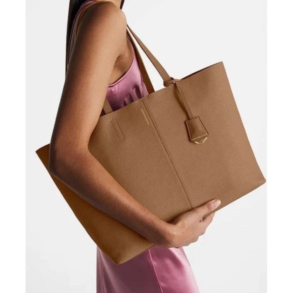 MAISON de SABRE The Soft Tote Bag Pebbled Leather Large Sandstone